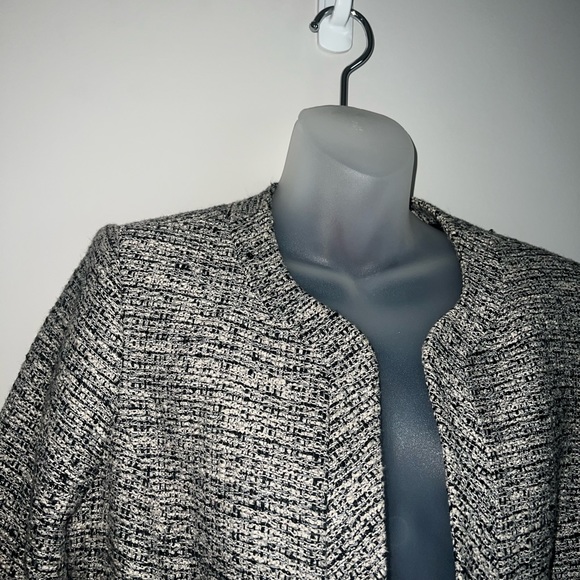 Simon Change metallic neutral beige open front long formal coat/blazer - Picture 3 of 9